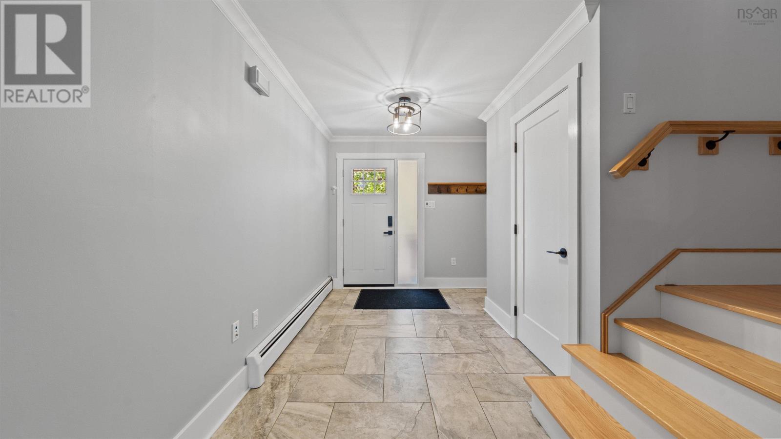 40 Walden Place Property Photo 3