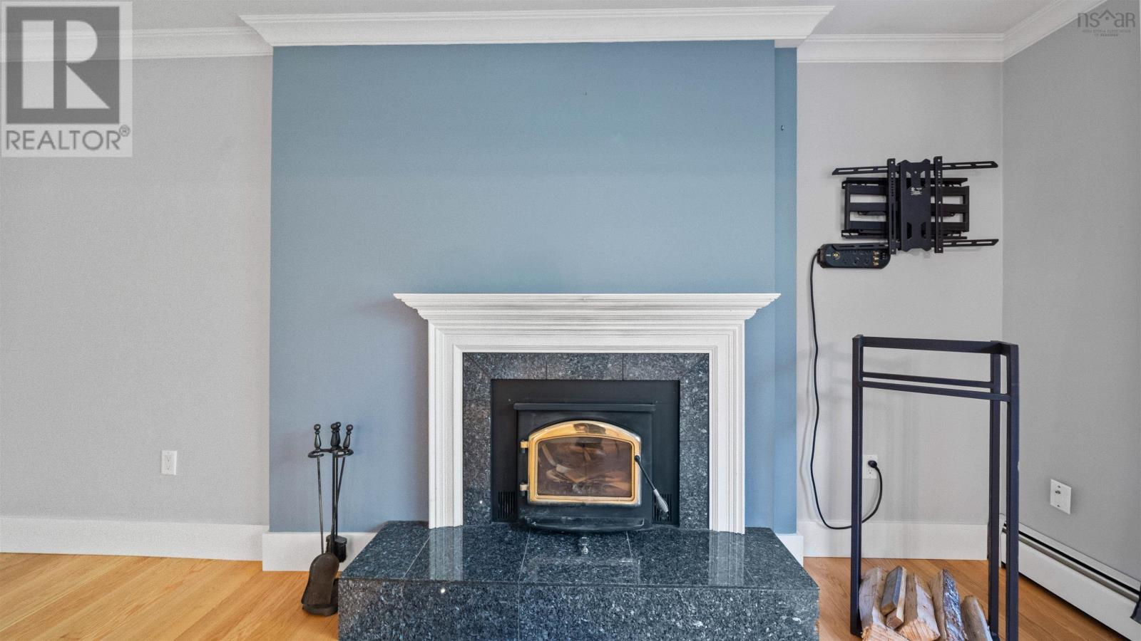 40 Walden Place Property Photo 16