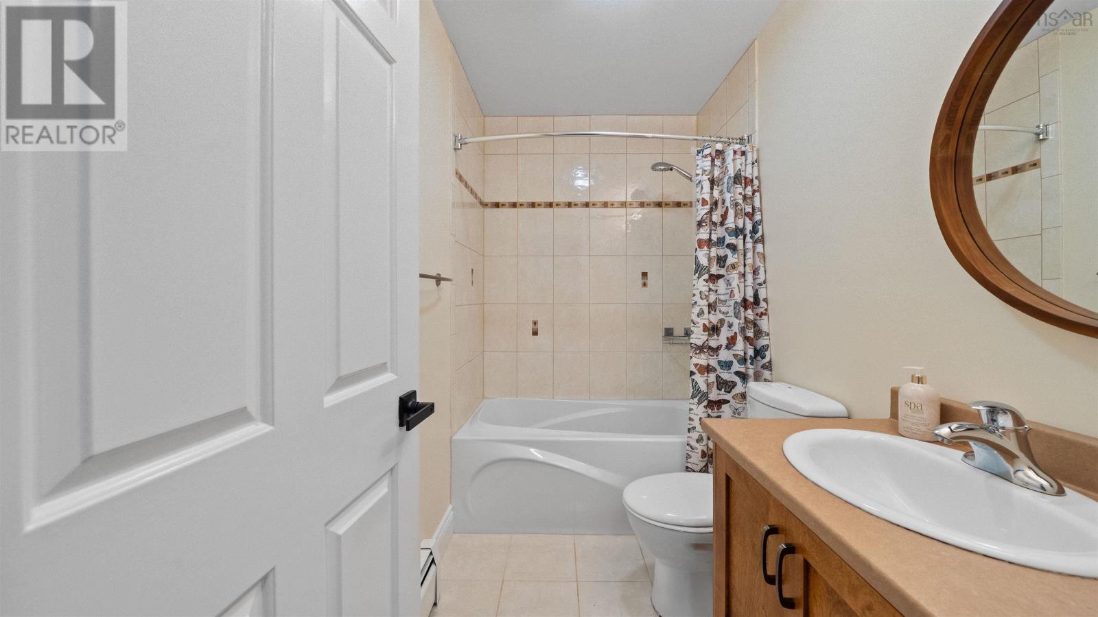 40 Walden Place Property Photo 30