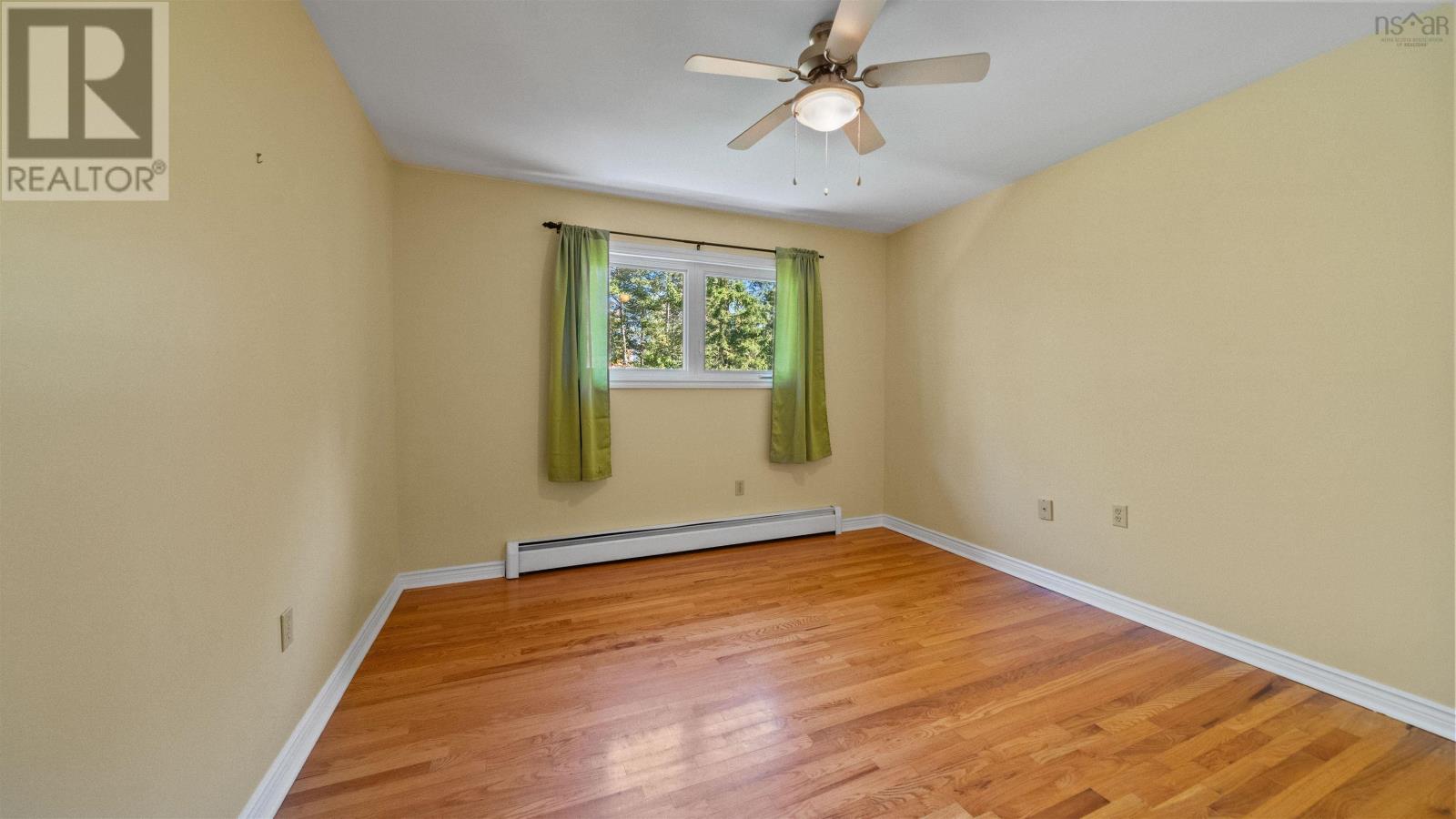 40 Walden Place Property Photo 33