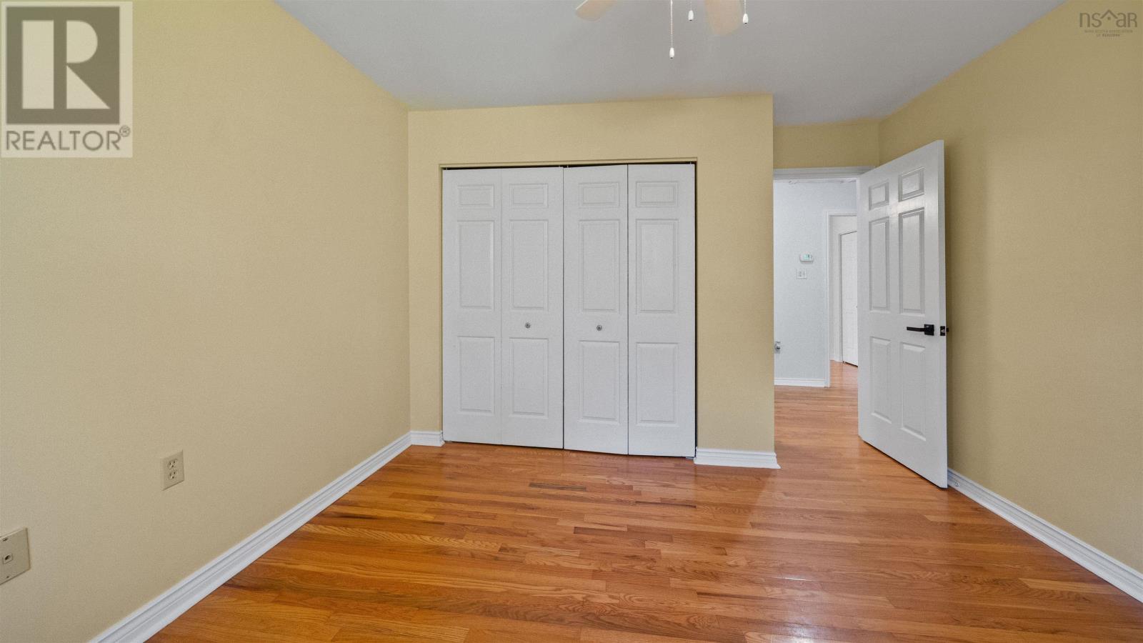 40 Walden Place Property Photo 34