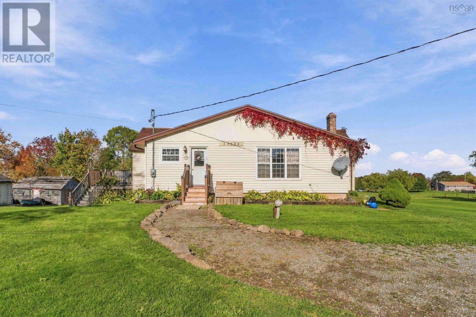 13631 Highway 1 Property Photo 6
