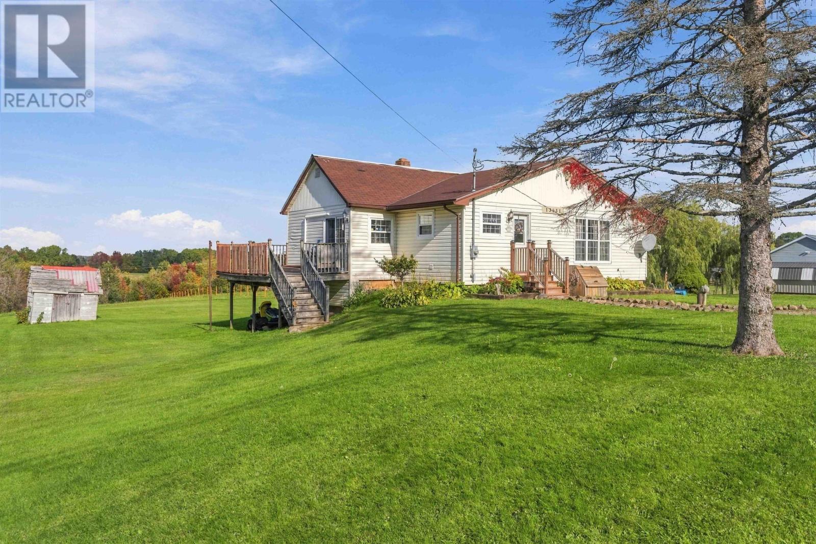 13631 Highway 1 Property Photo 7