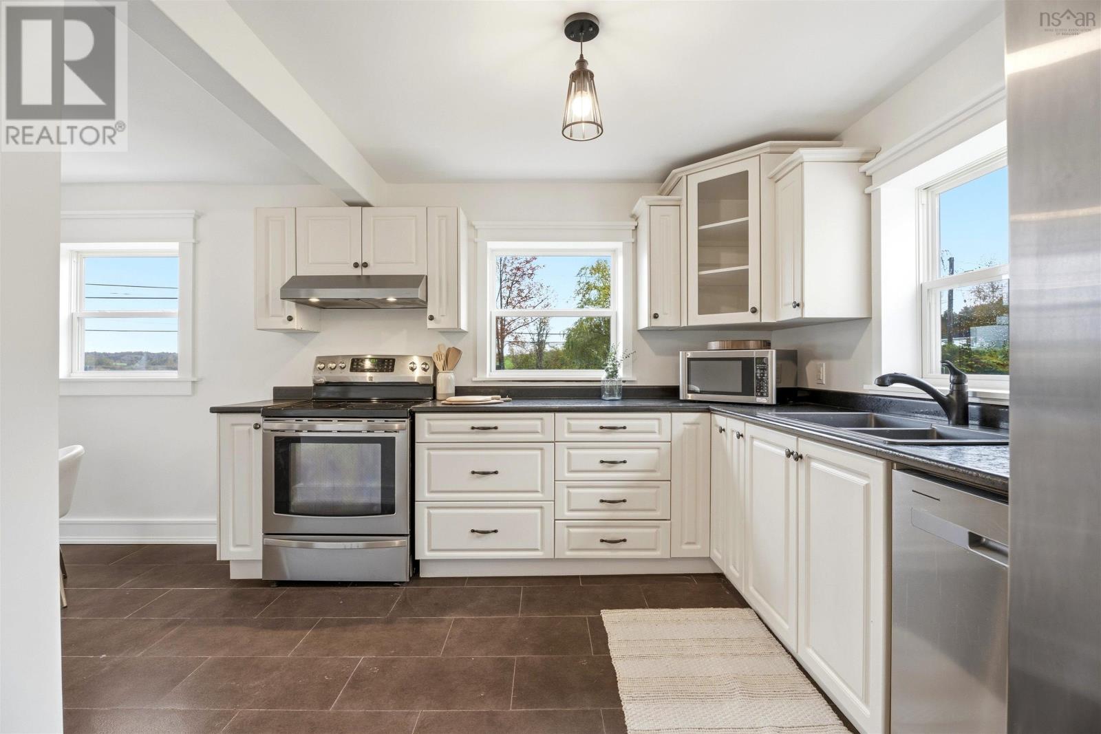 324 Wentworth Road Property Photo 13
