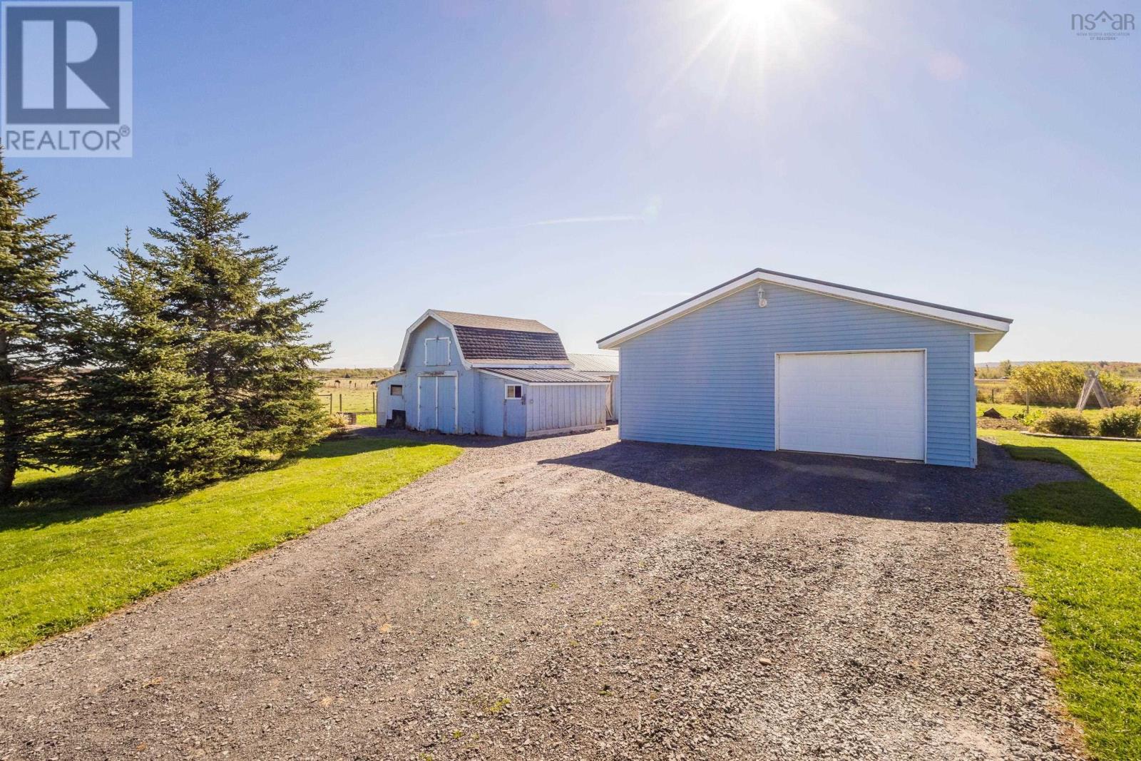 46 Parker Condon Road Property Photo 11