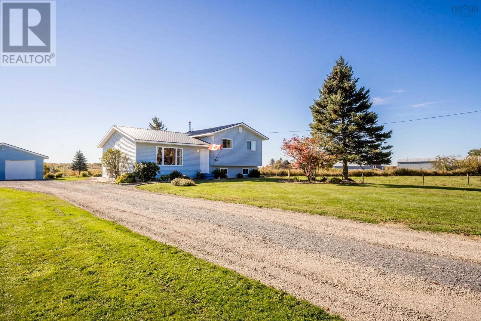 46 Parker Condon Road Property Photo 15