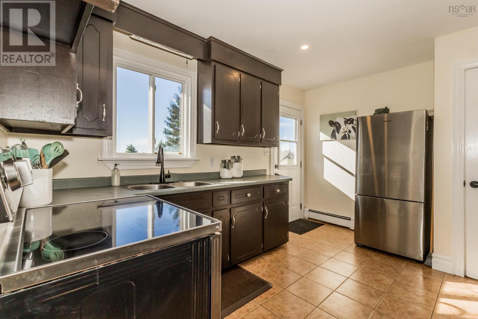 46 Parker Condon Road Property Photo 22