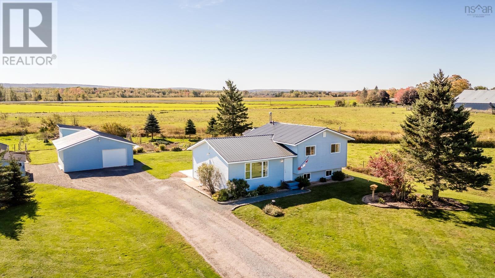 46 Parker Condon Road Property Photo 2