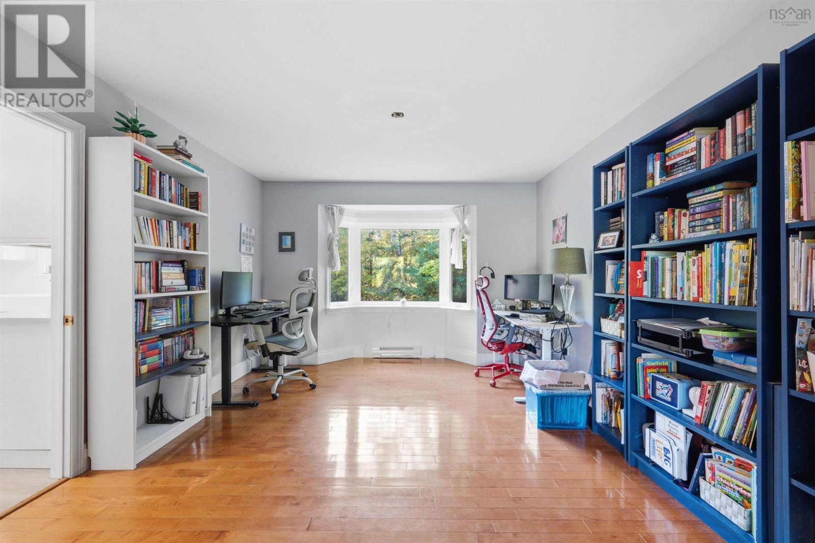 18 Sandstone Ave Property Photo 10
