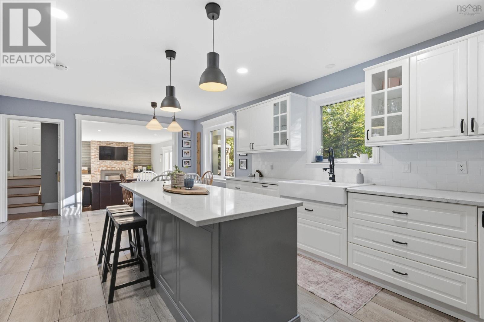 18 Sandstone Ave Property Photo 16
