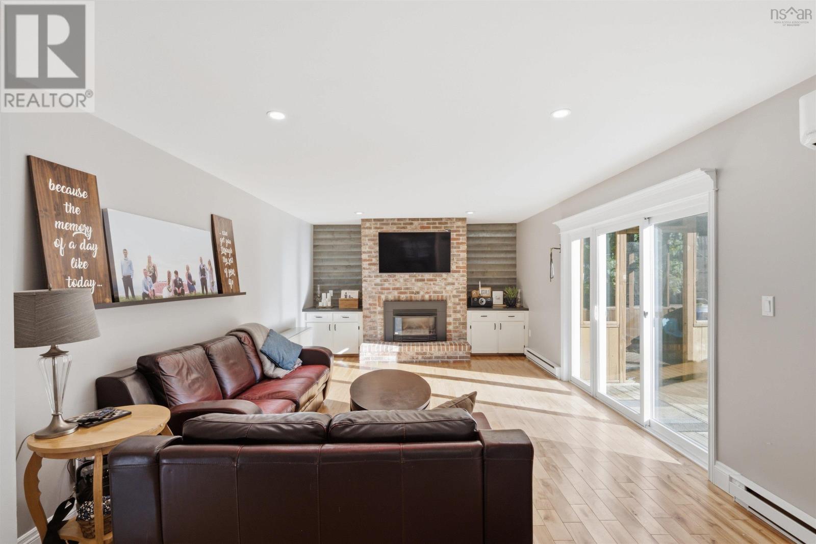 18 Sandstone Ave Property Photo 19