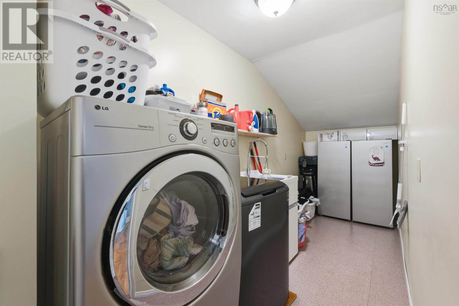 18 Sandstone Ave Property Photo 25