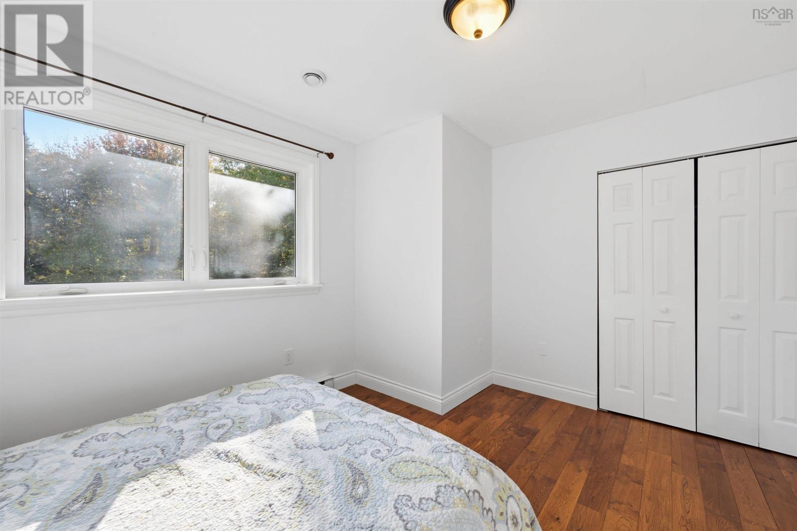 18 Sandstone Ave Property Photo 27