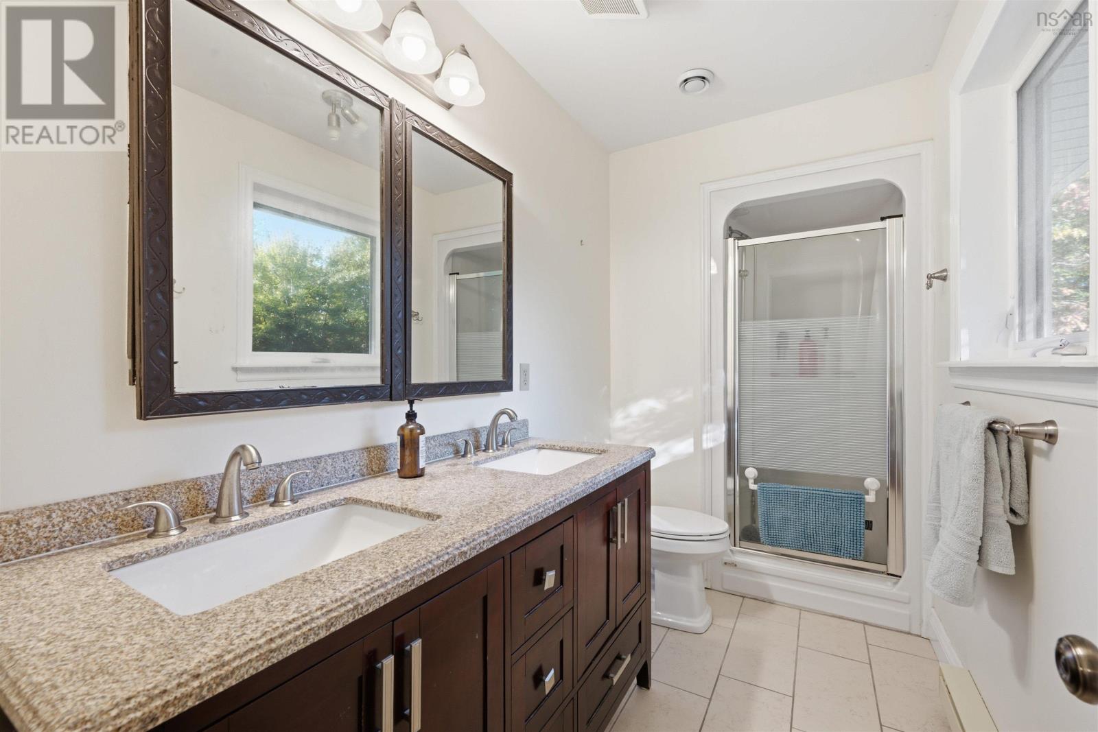 18 Sandstone Ave Property Photo 36