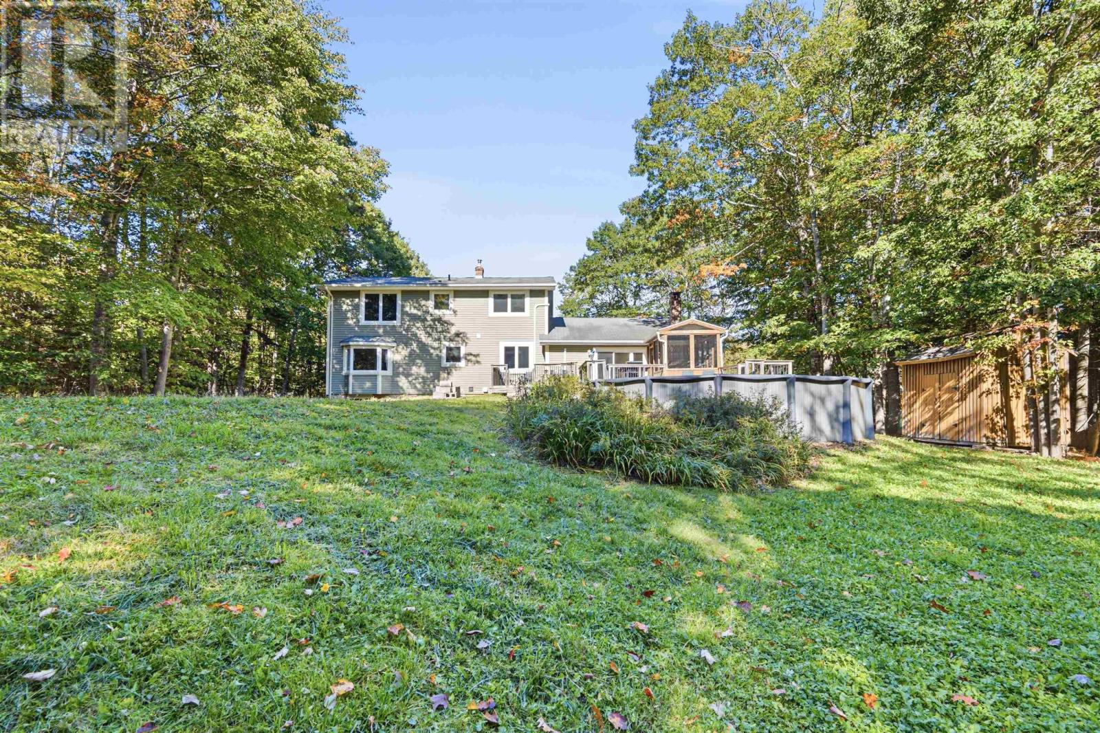 18 Sandstone Ave Property Photo 38