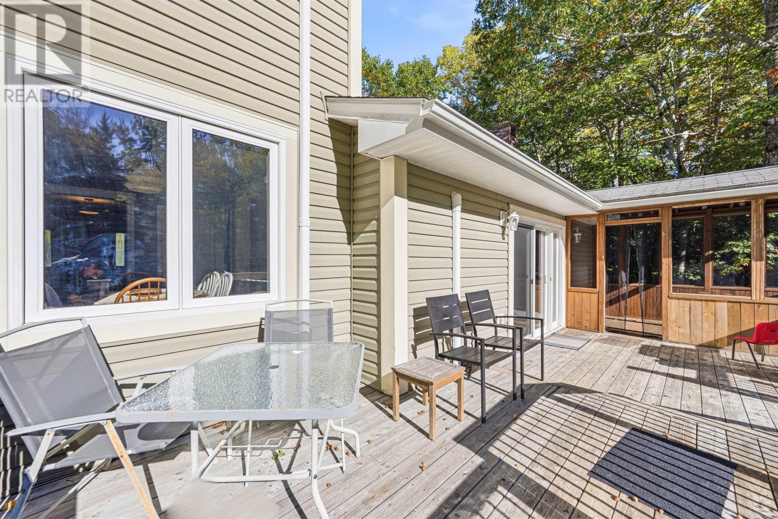 18 Sandstone Ave Property Photo 39