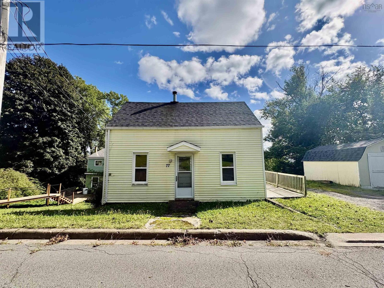 77 High Street Property Photo 1