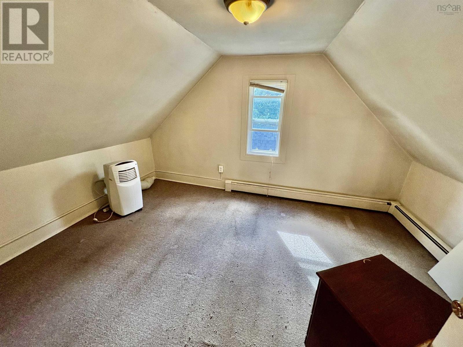 77 High Street Property Photo 11