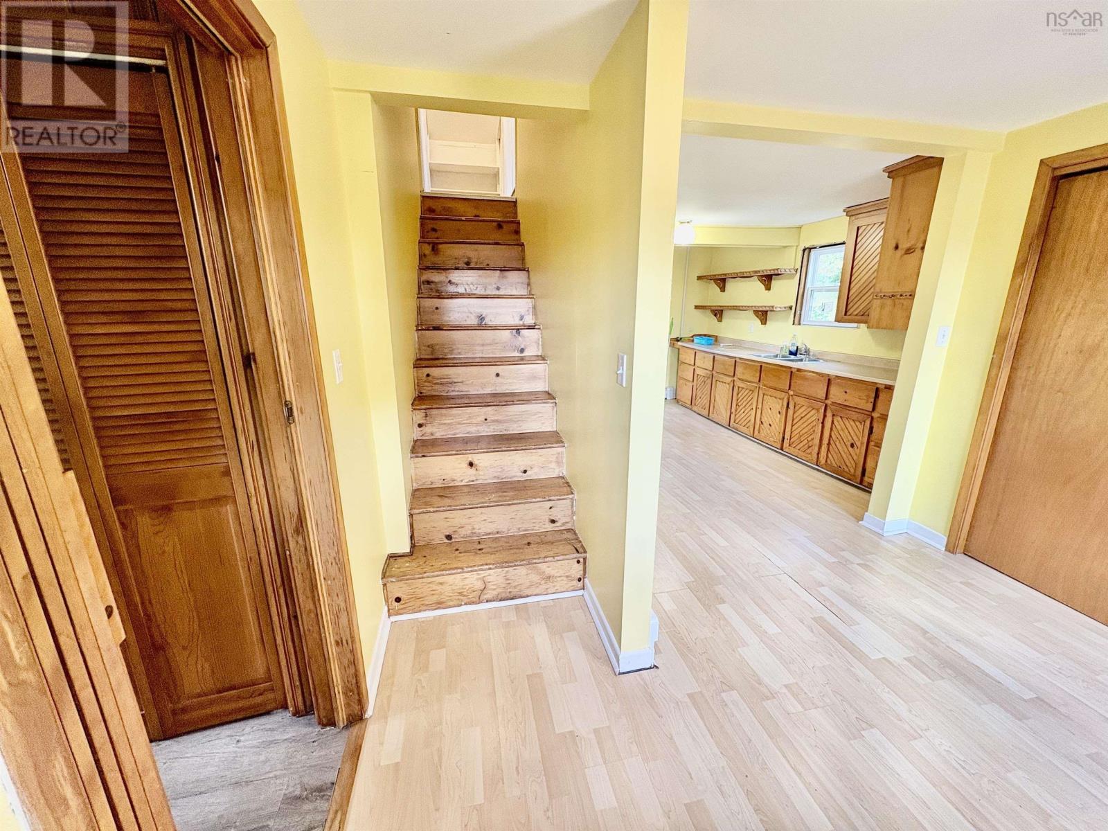 77 High Street Property Photo 14