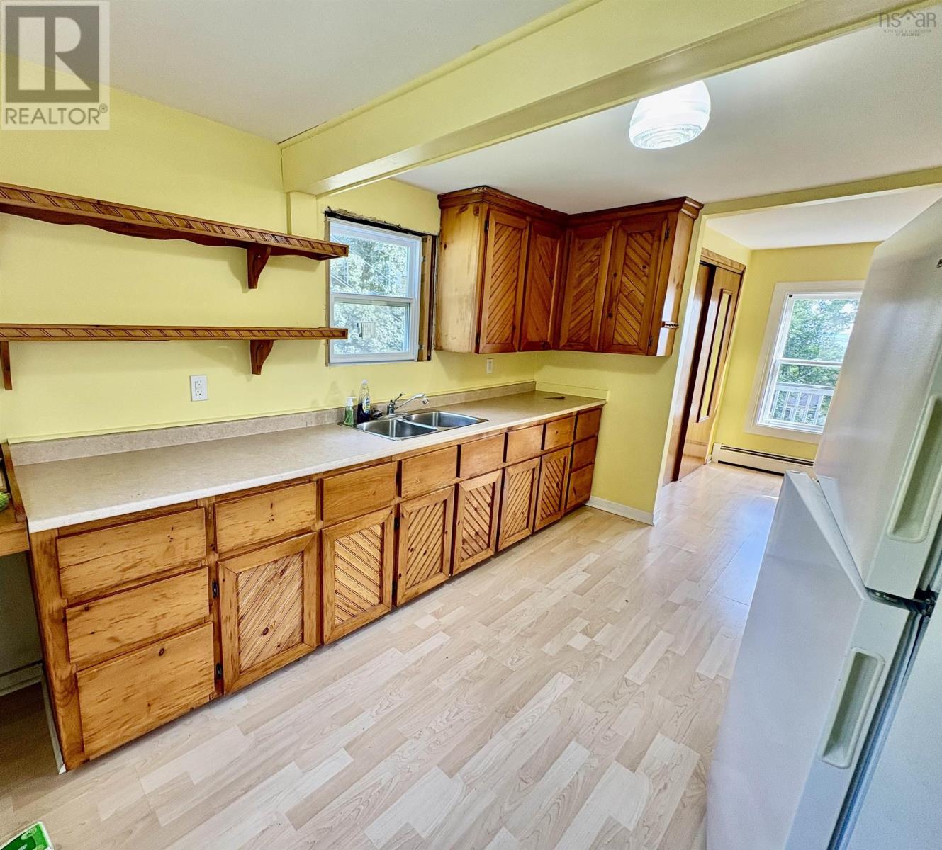 77 High Street Property Photo 15