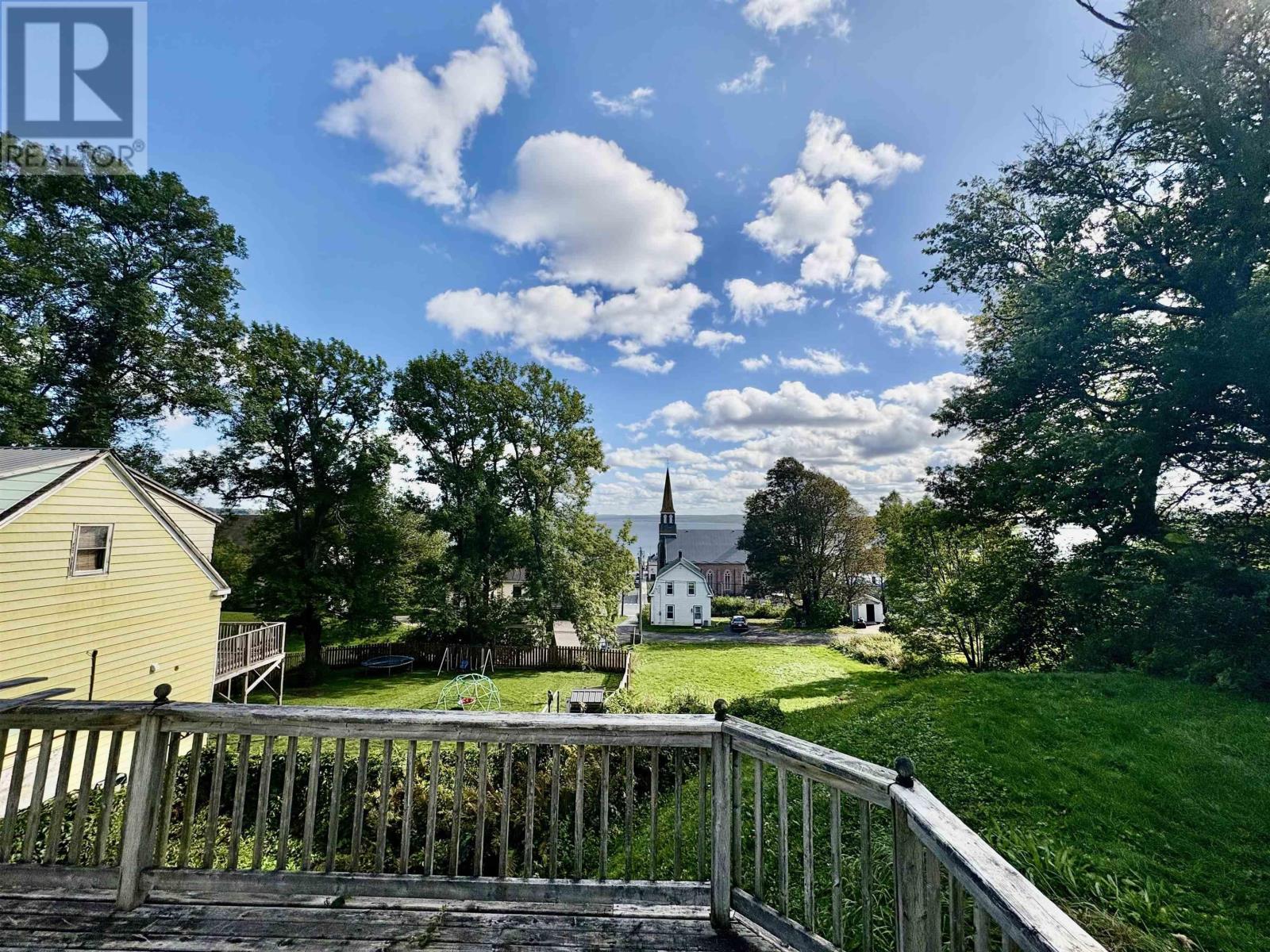 77 High Street Property Photo 19