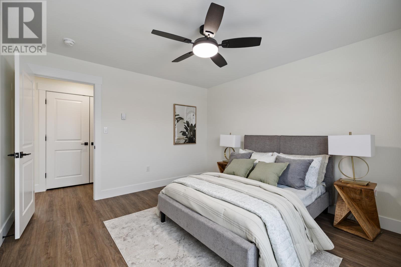 9 Worth Street Property Photo 17