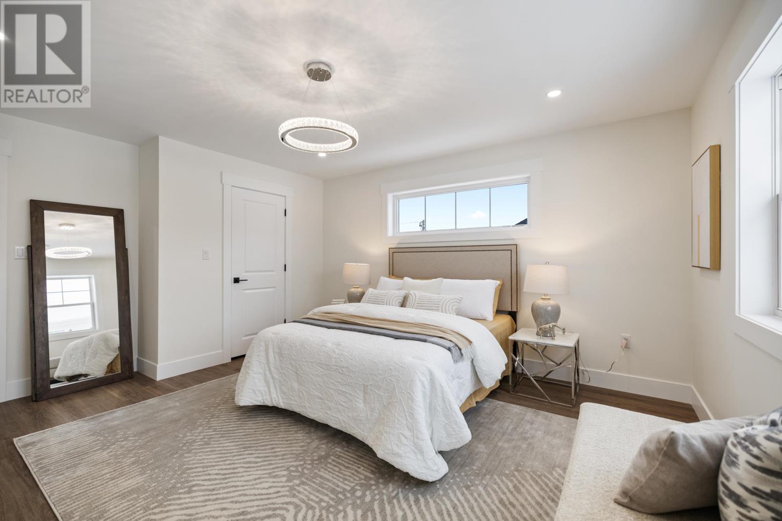9 Worth Street Property Photo 19