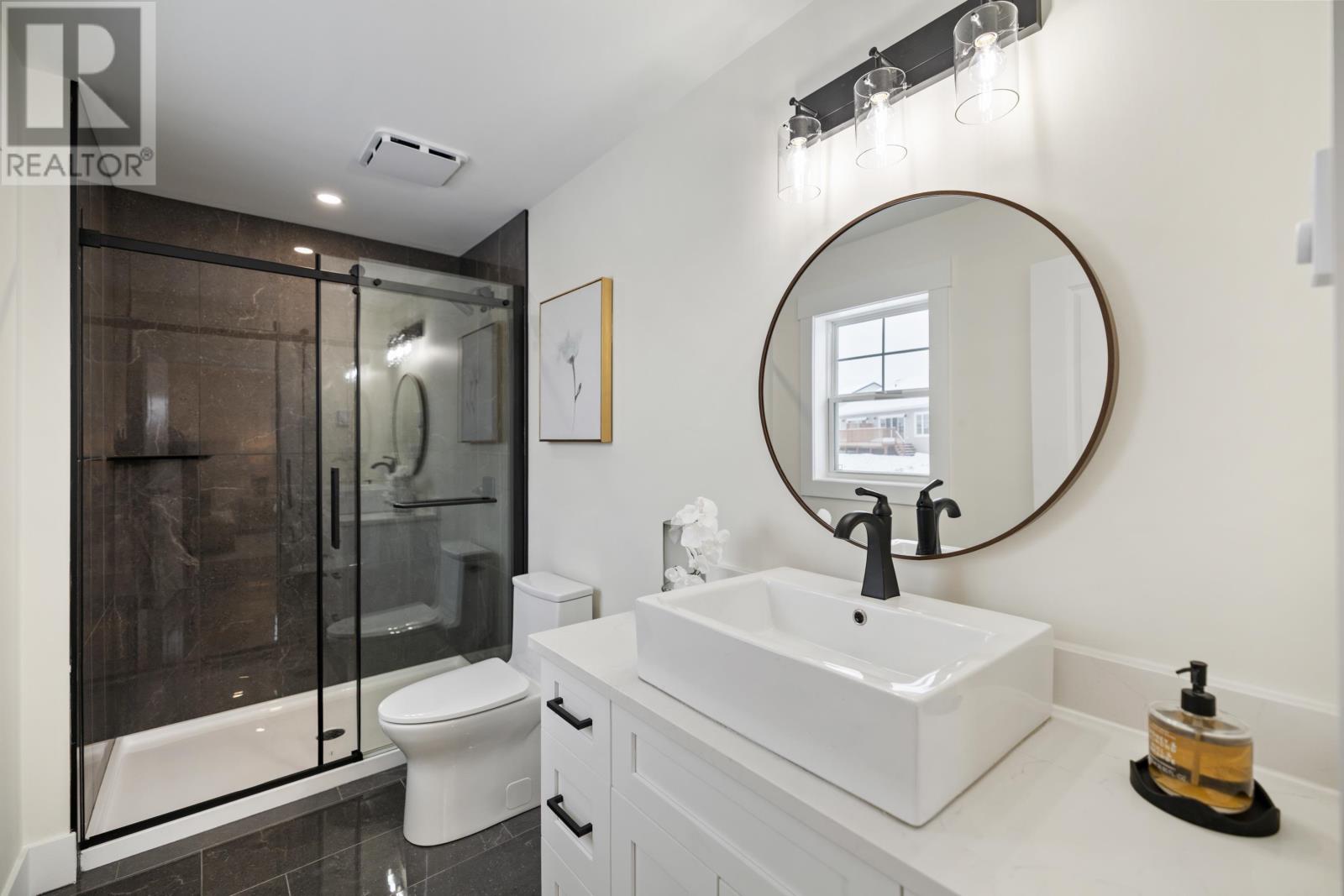 9 Worth Street Property Photo 21