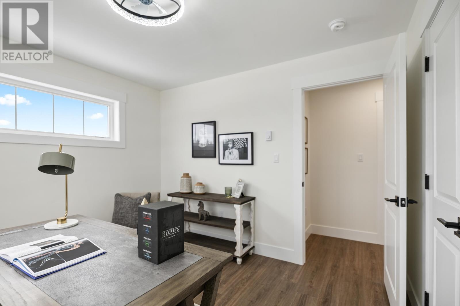 9 Worth Street Property Photo 23