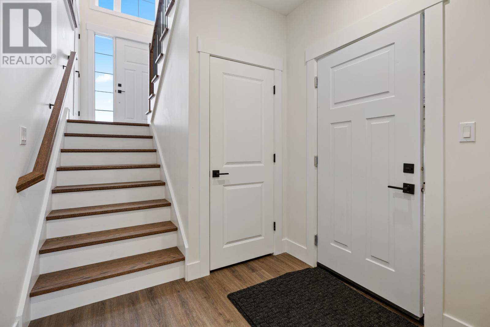9 Worth Street Property Photo 25