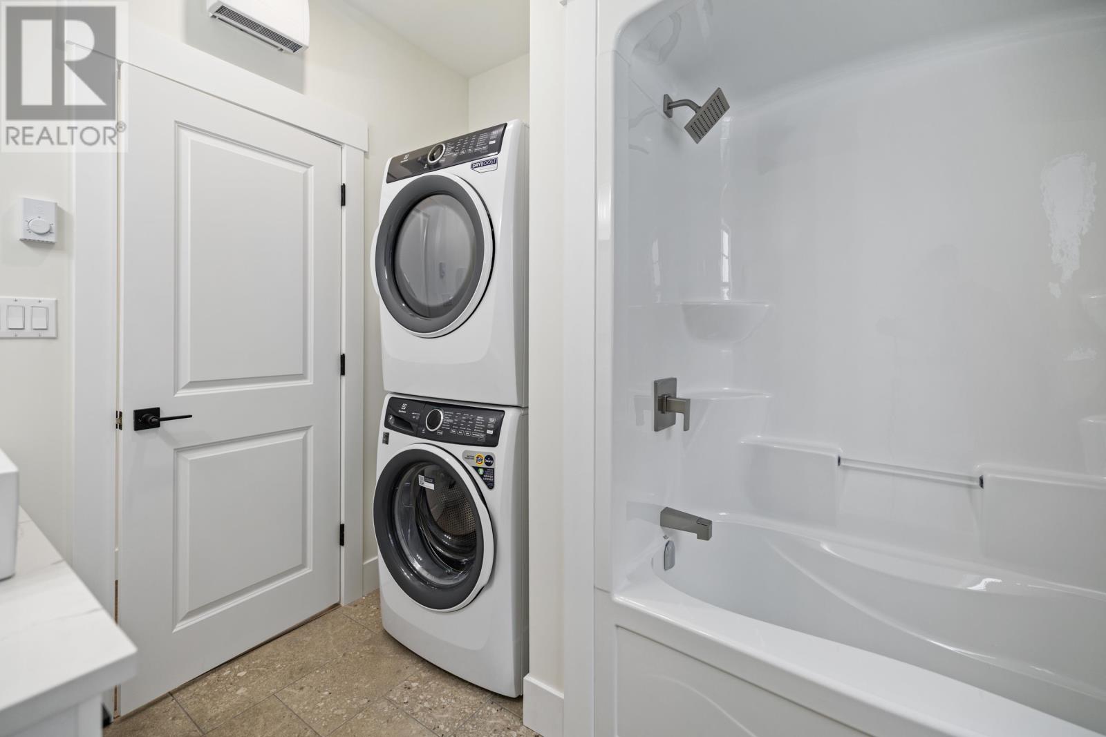 9 Worth Street Property Photo 32