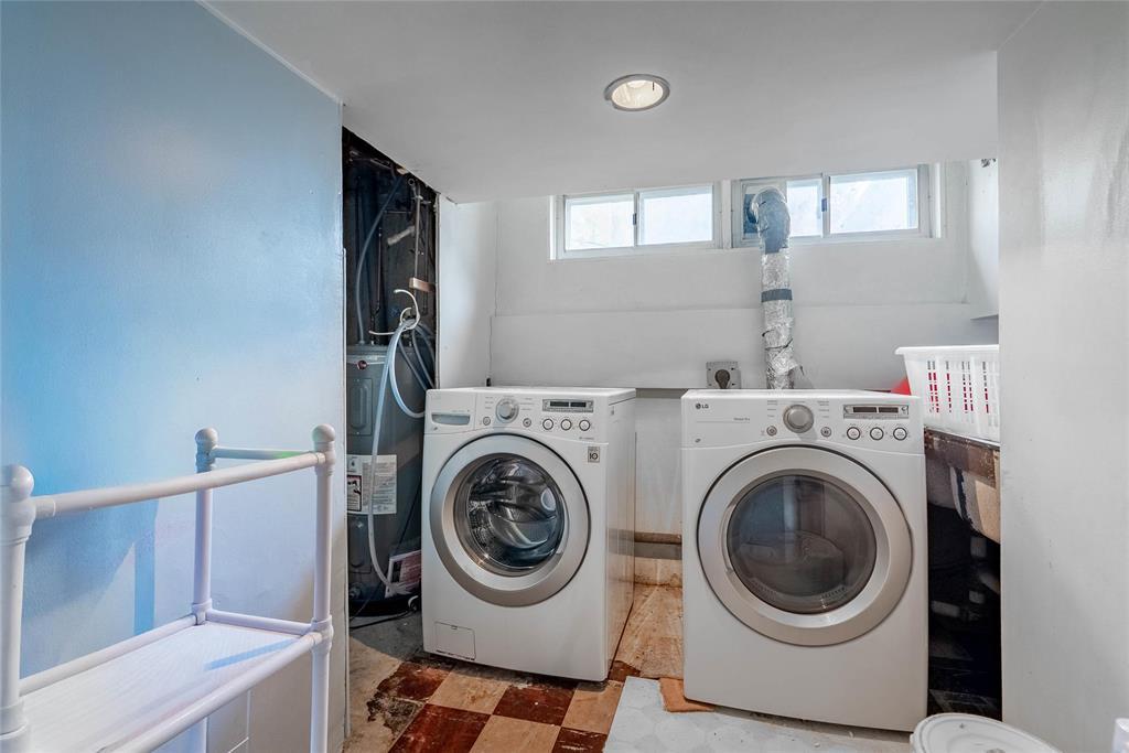 42 Champlain Street Property Photo 25