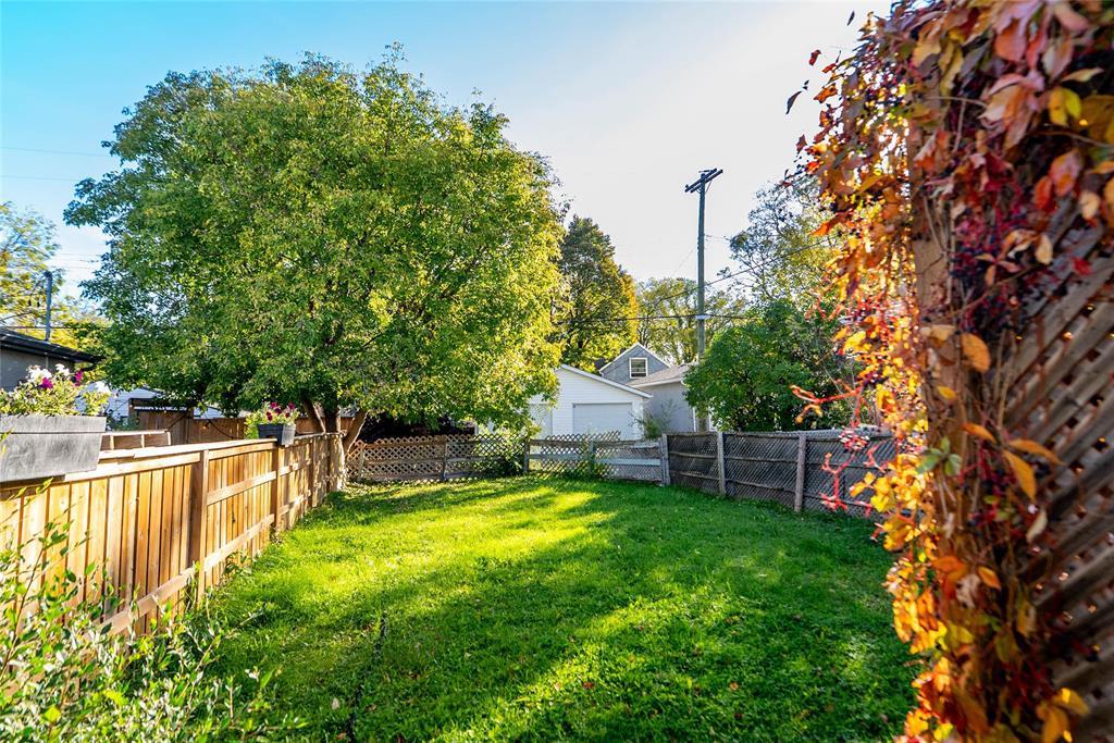 42 Champlain Street Property Photo 31