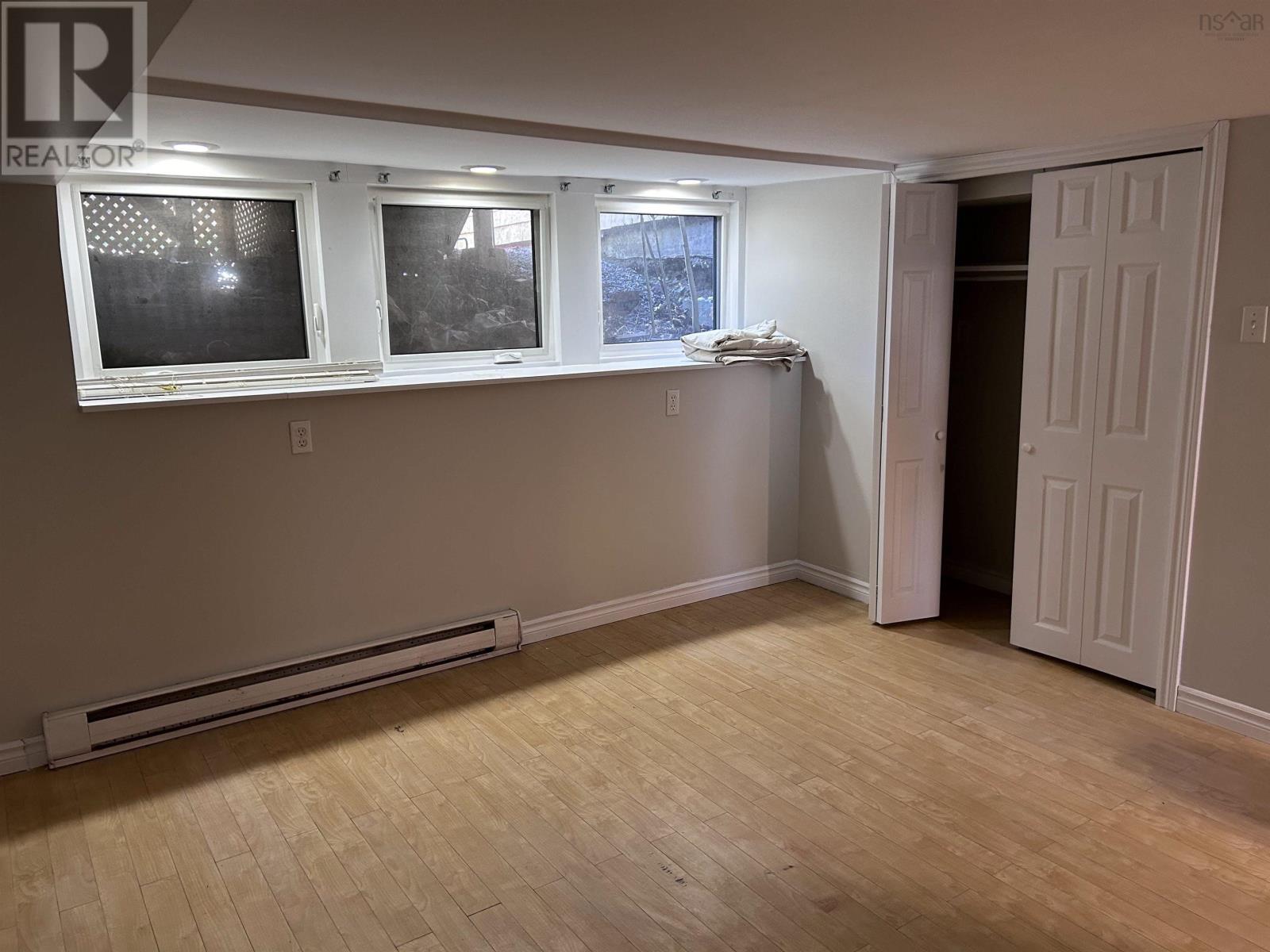 2542 Gottingen Street Property Photo 37