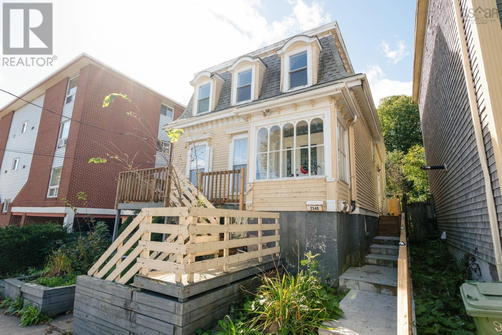 2542 Gottingen Street Property Photo 50