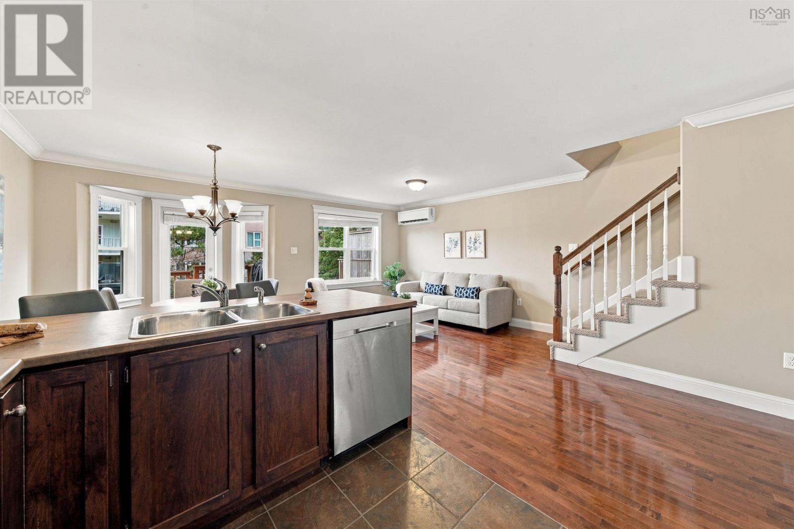 150 Transom Drive Property Photo 16