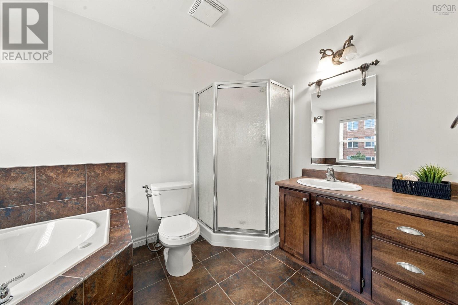 150 Transom Drive Property Photo 31