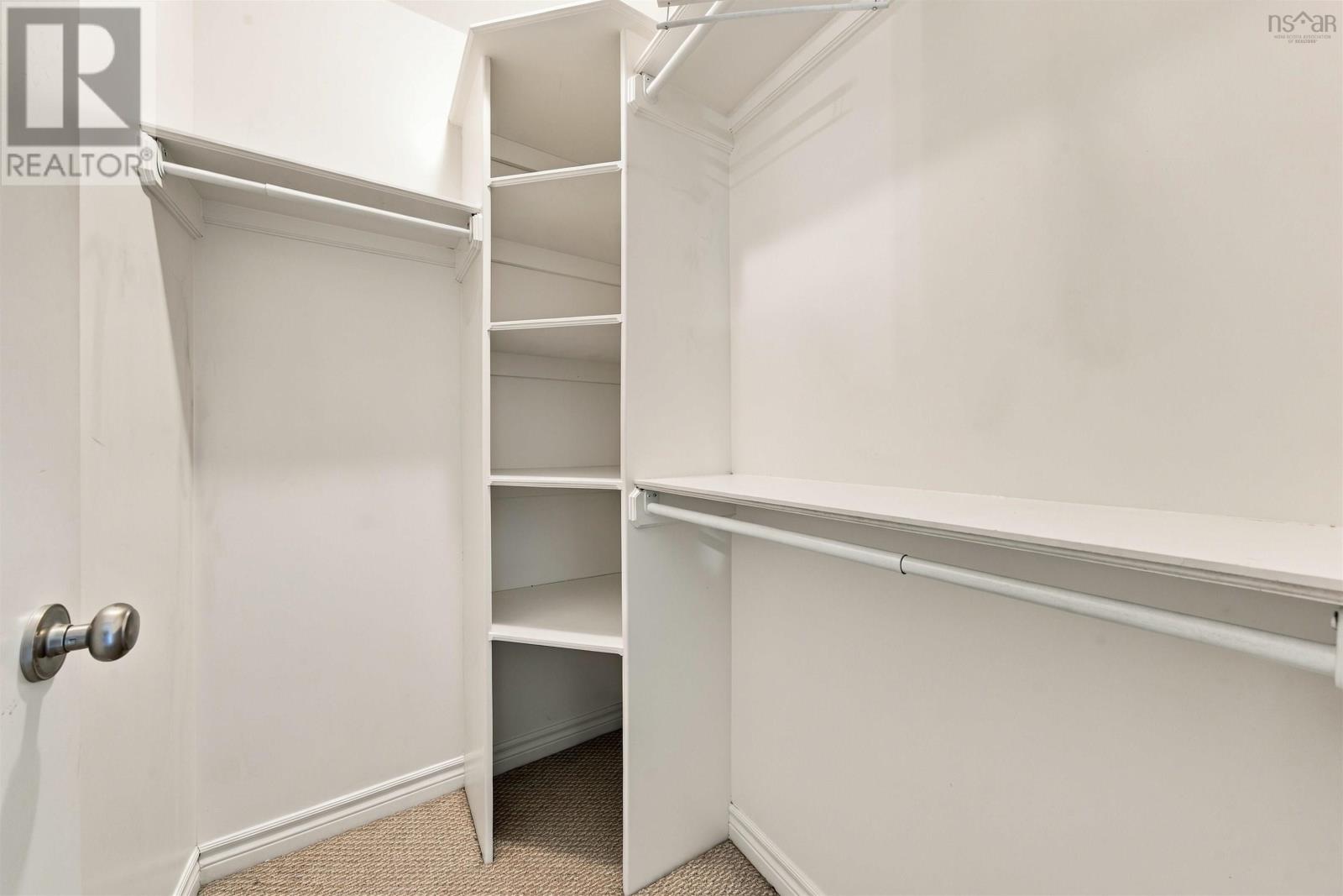 150 Transom Drive Property Photo 33