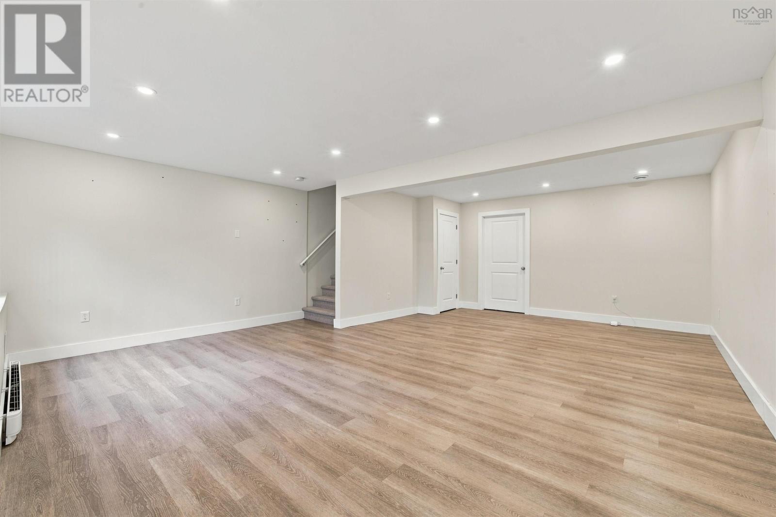 150 Transom Drive Property Photo 43