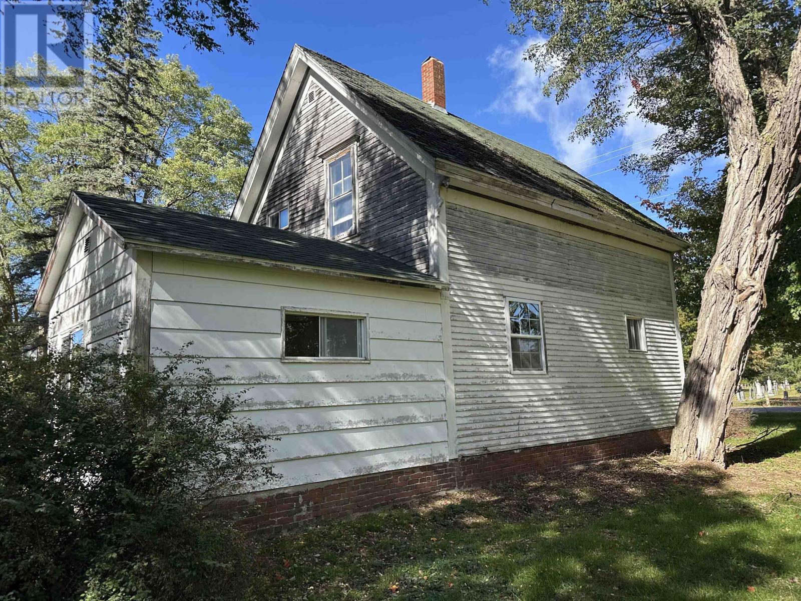 2090 Highway 1 Property Photo 6