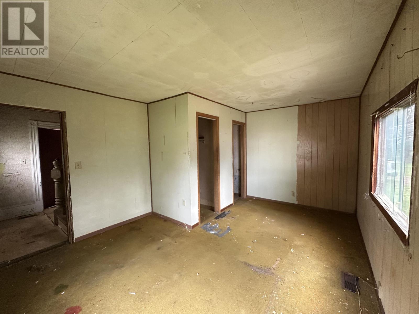 2090 Highway 1 Property Photo 15