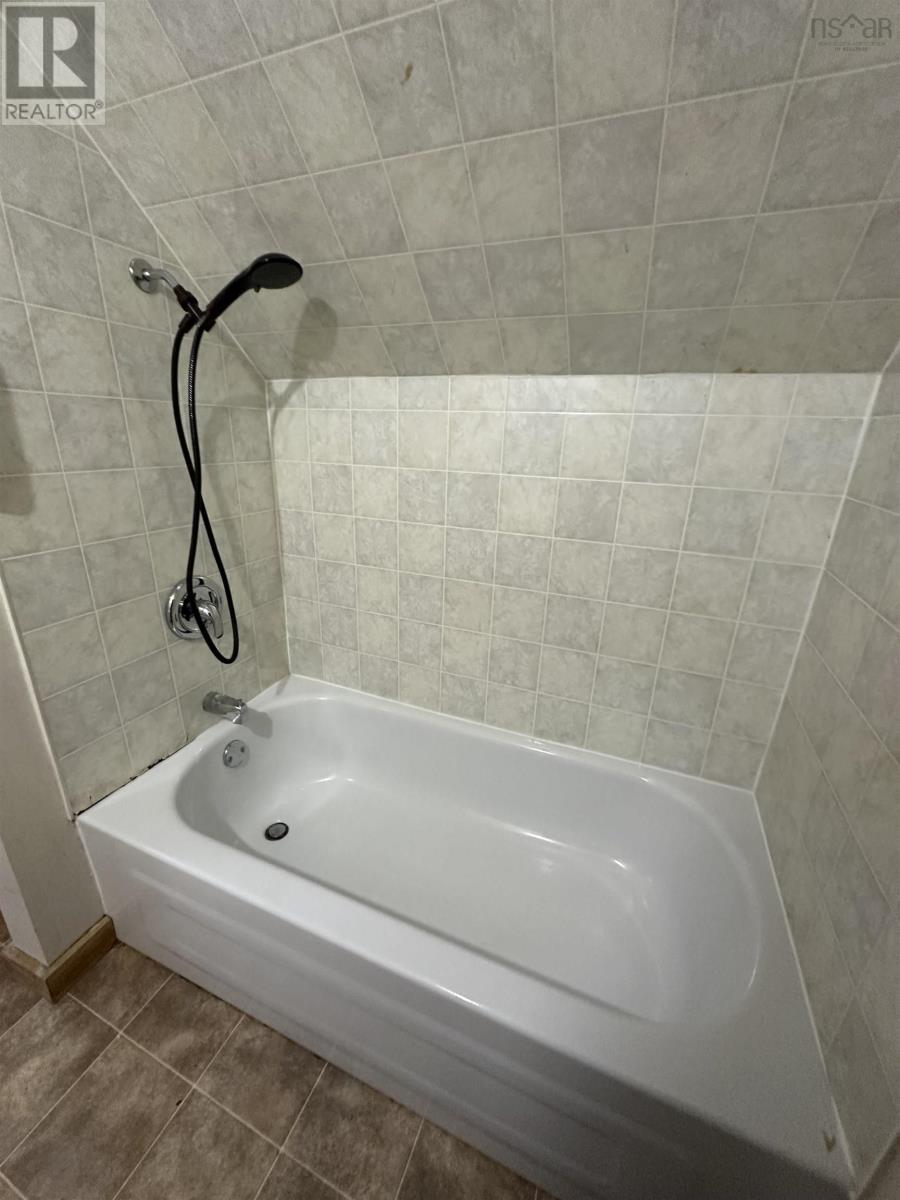 2090 Highway 1 Property Photo 25
