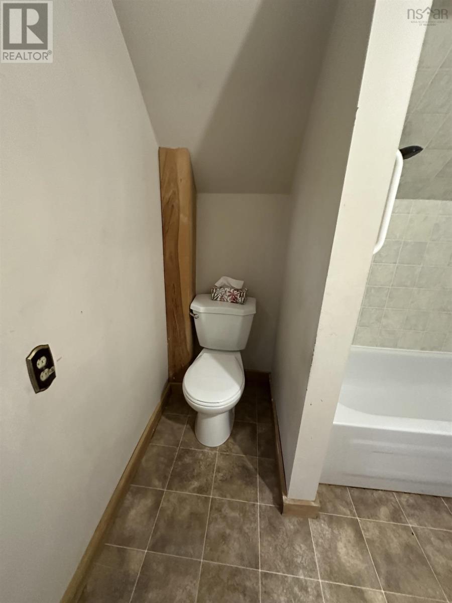 2090 Highway 1 Property Photo 26