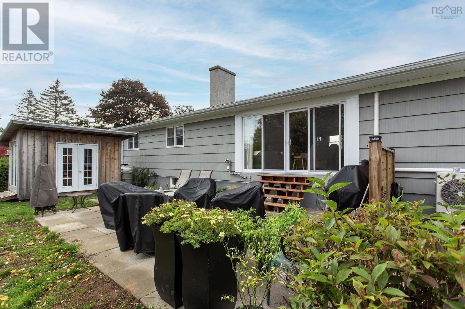 9658 Highway 10 Property Photo 9