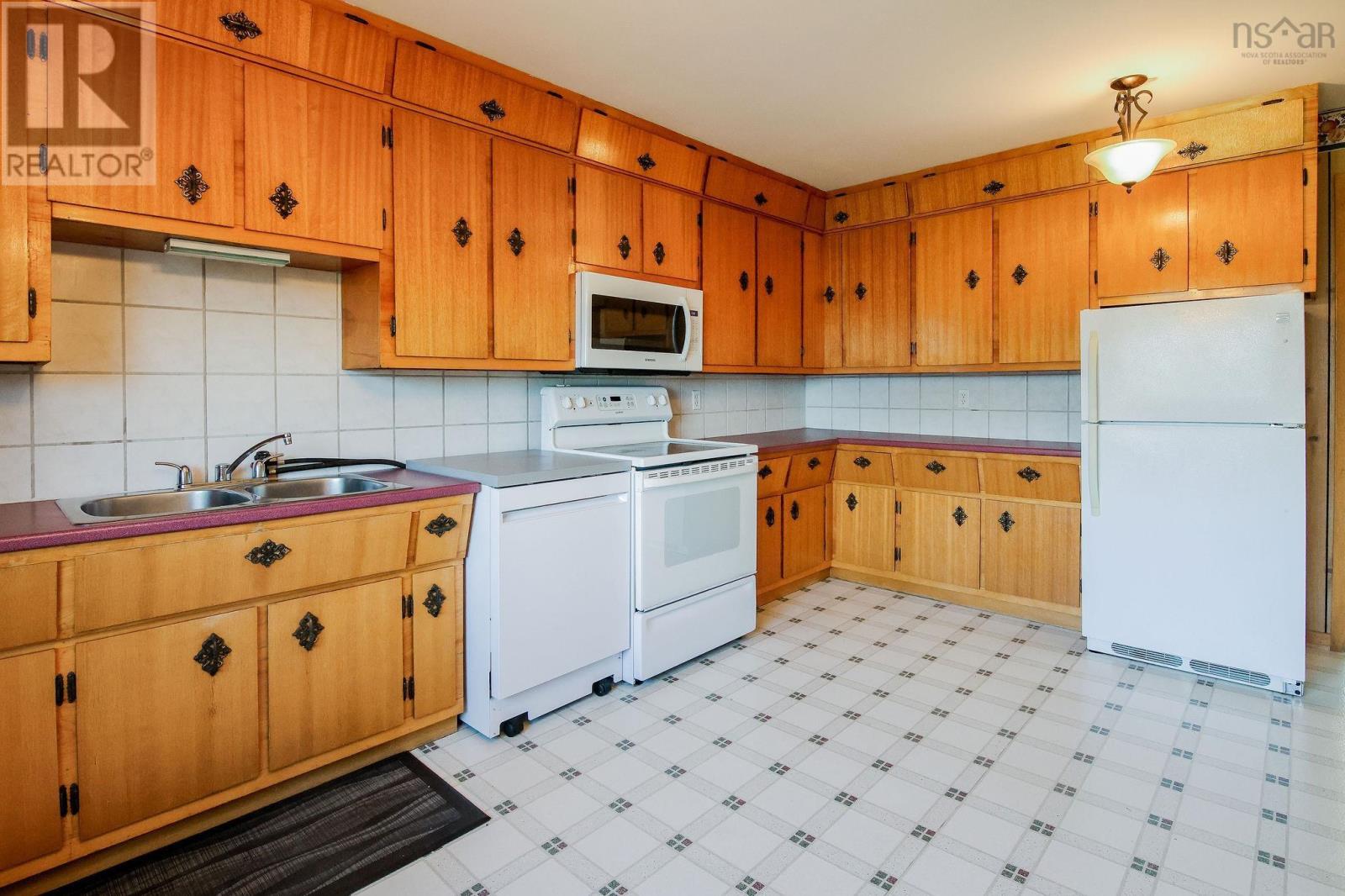 3981 Prospect Road Property Photo 8
