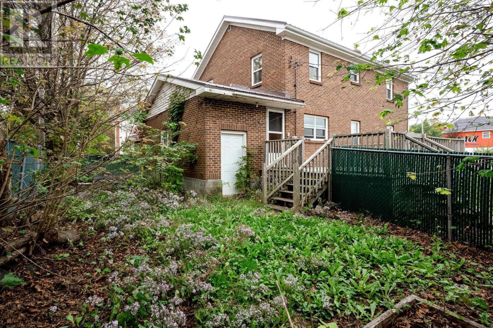 119 Rundle Street Property Photo 10