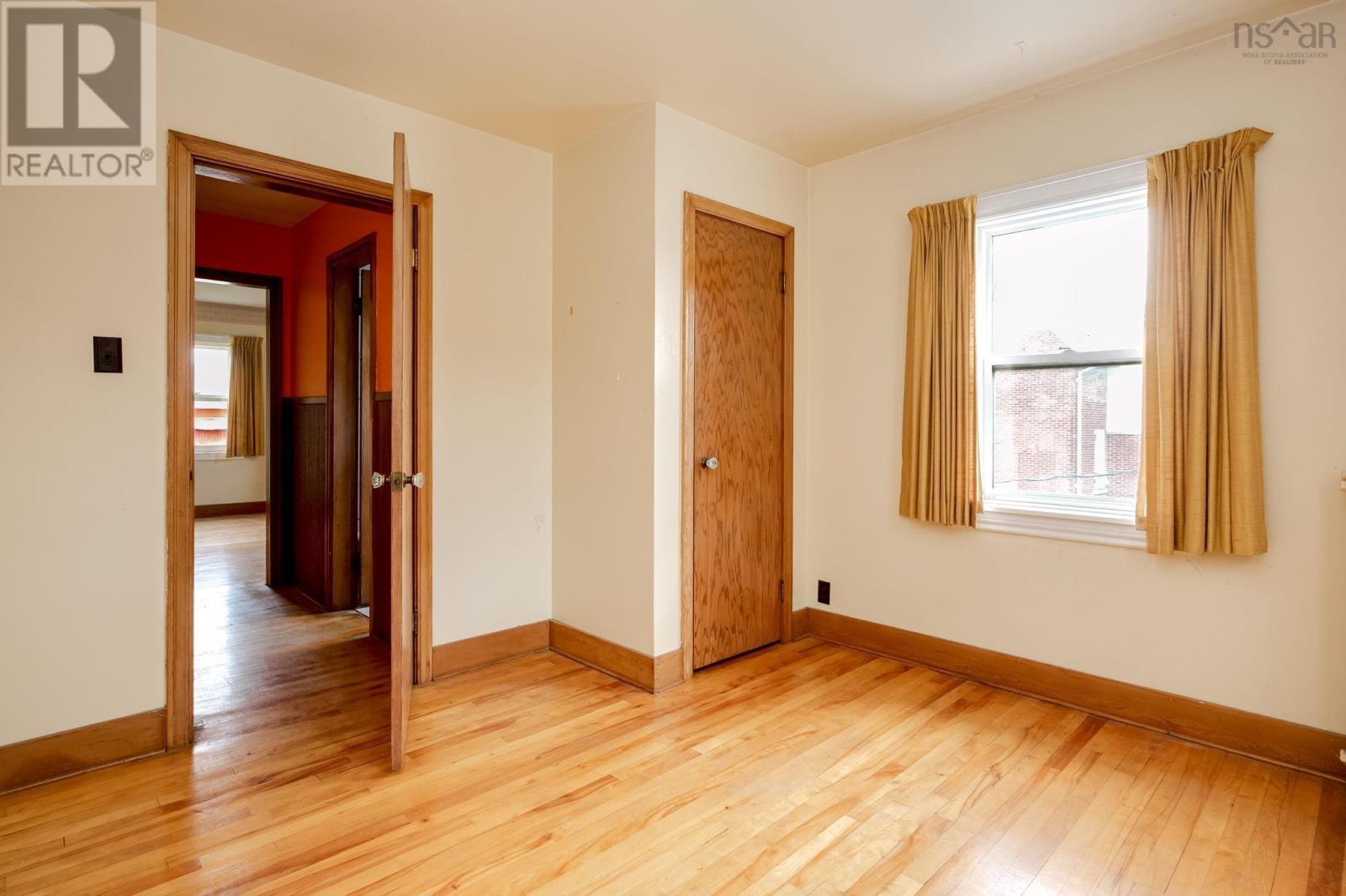 119 Rundle Street Property Photo 28