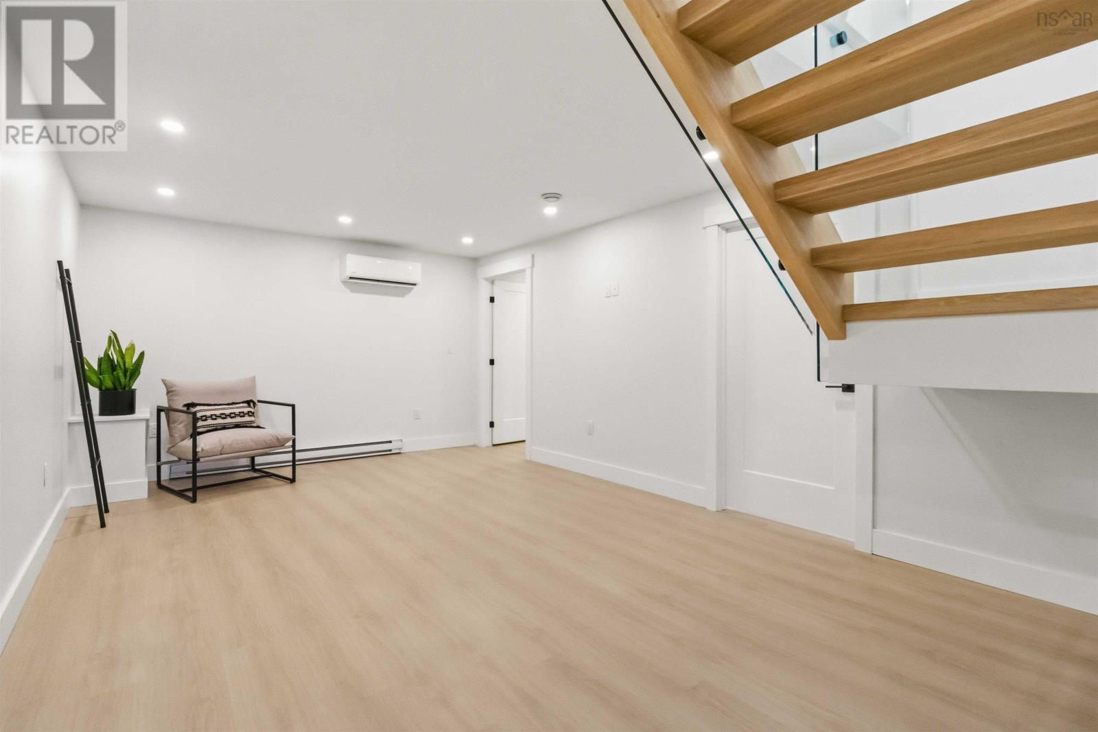 144 Montague Rd Property Photo 36