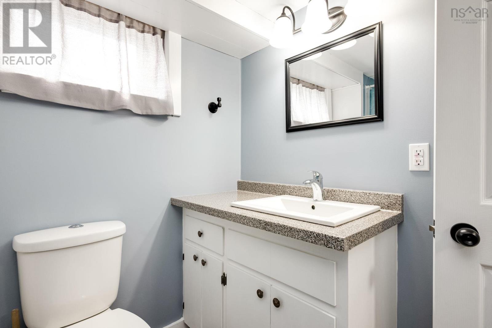 10068 Highway 221 Property Photo 36