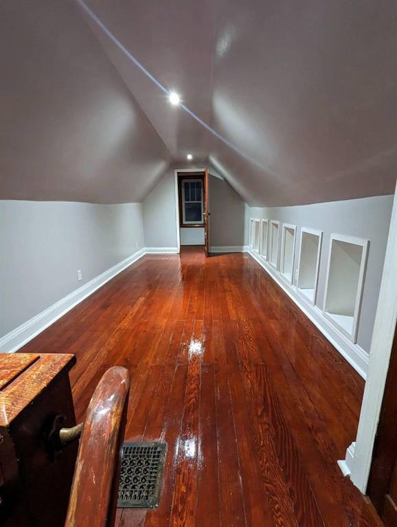 685 Aberdeen Avenue Nw Property Photo 2